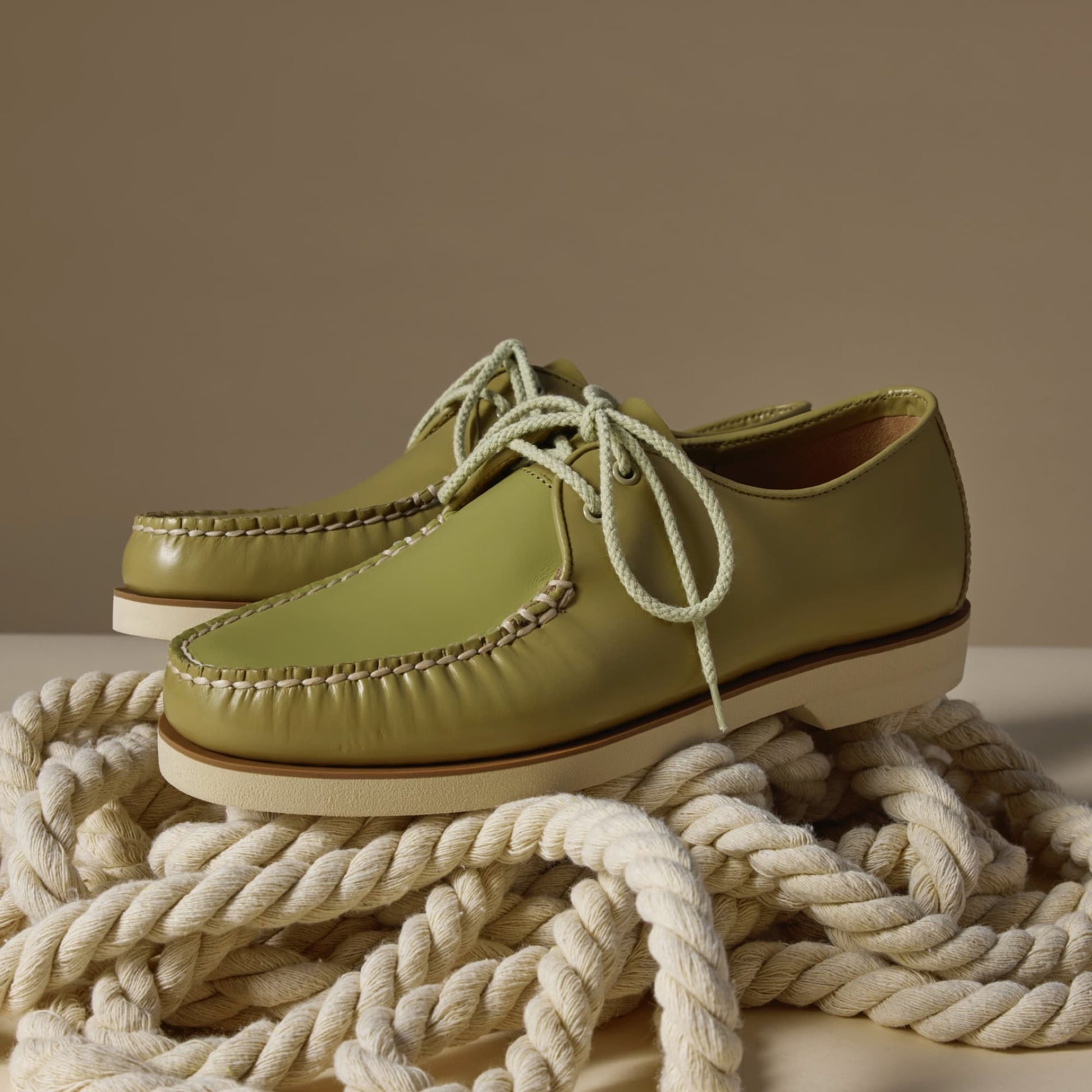 Product media for Classic Captain's Oxford