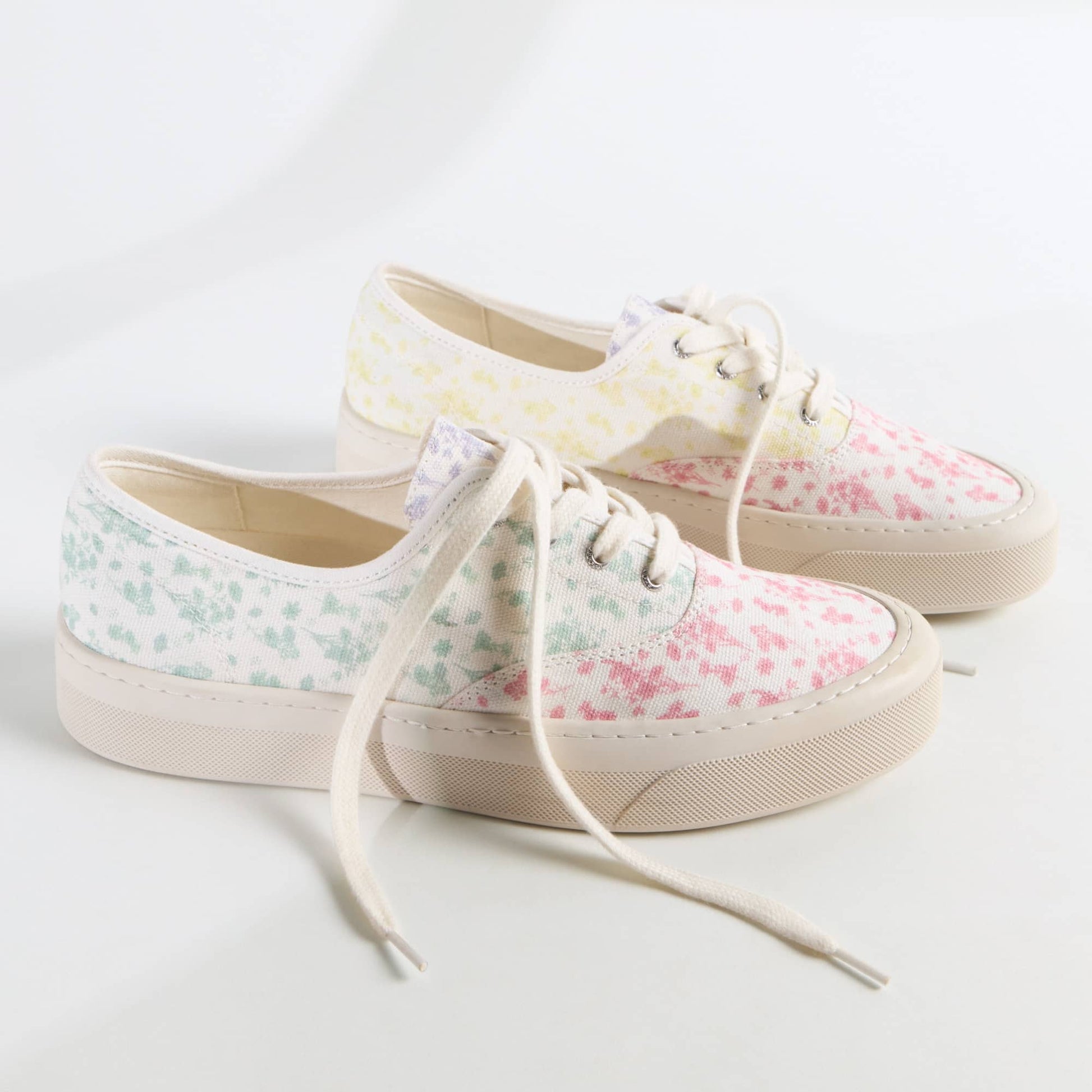 Support produit pour Baskets Candy CVO