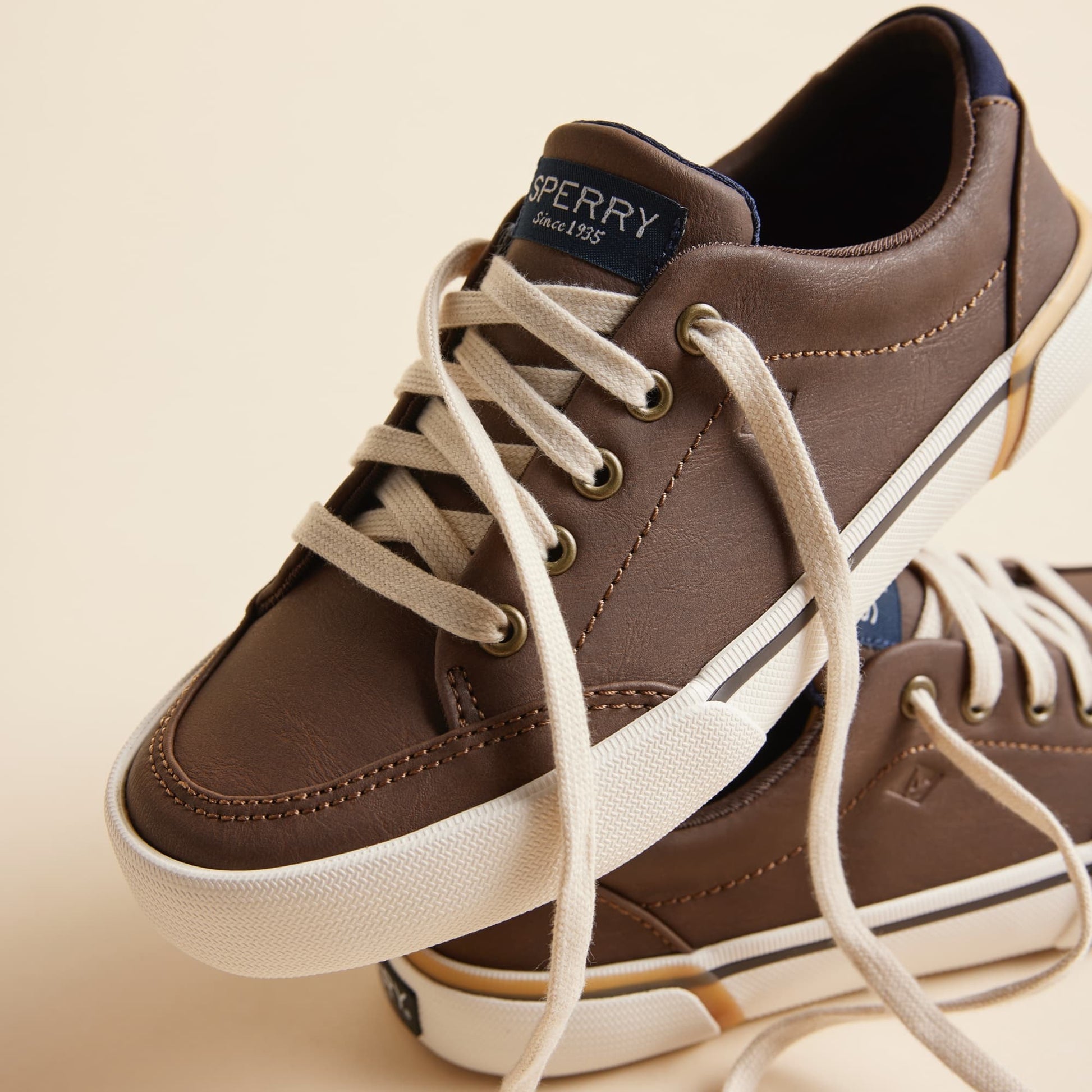 Support produit pour Baskets Harbor Tide