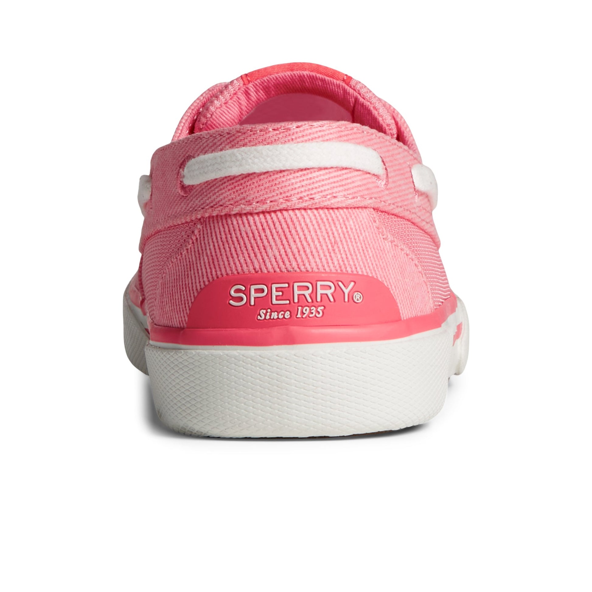 Close-up of the Medium Red Pierwave Boat Sneaker Boat Shoes