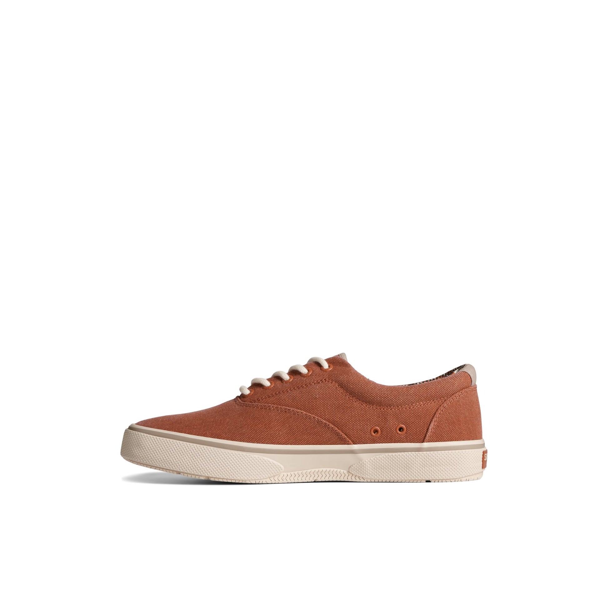 Side view of Copper Halyardcvcnv_mm