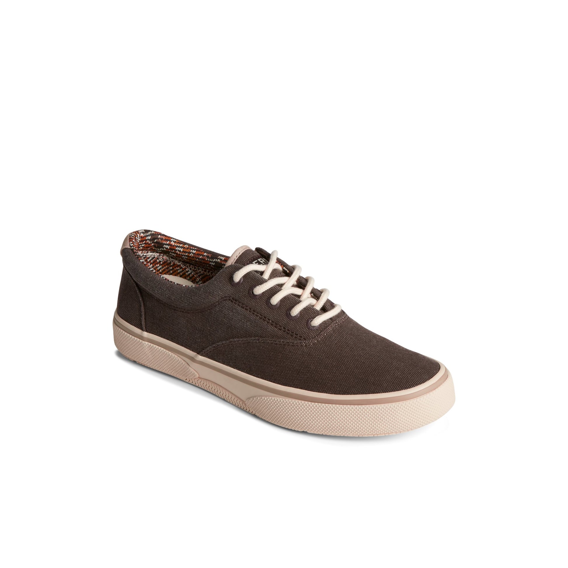 Three-quarter angle of Medium Brown Halyardcvcnv_mm 's front side