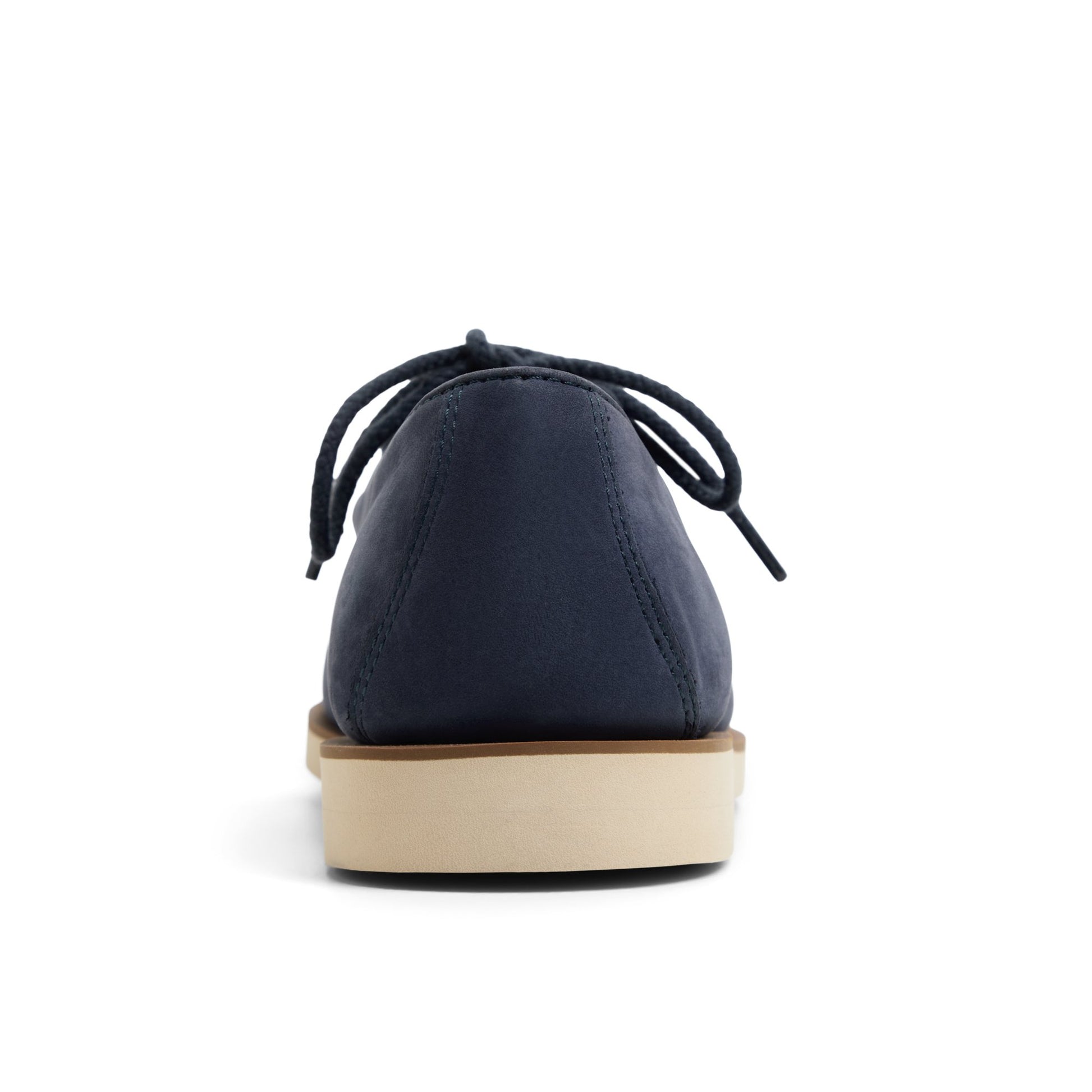 Three-quarter angle of Navy Captain's Oxford Captain's Oxford's front side