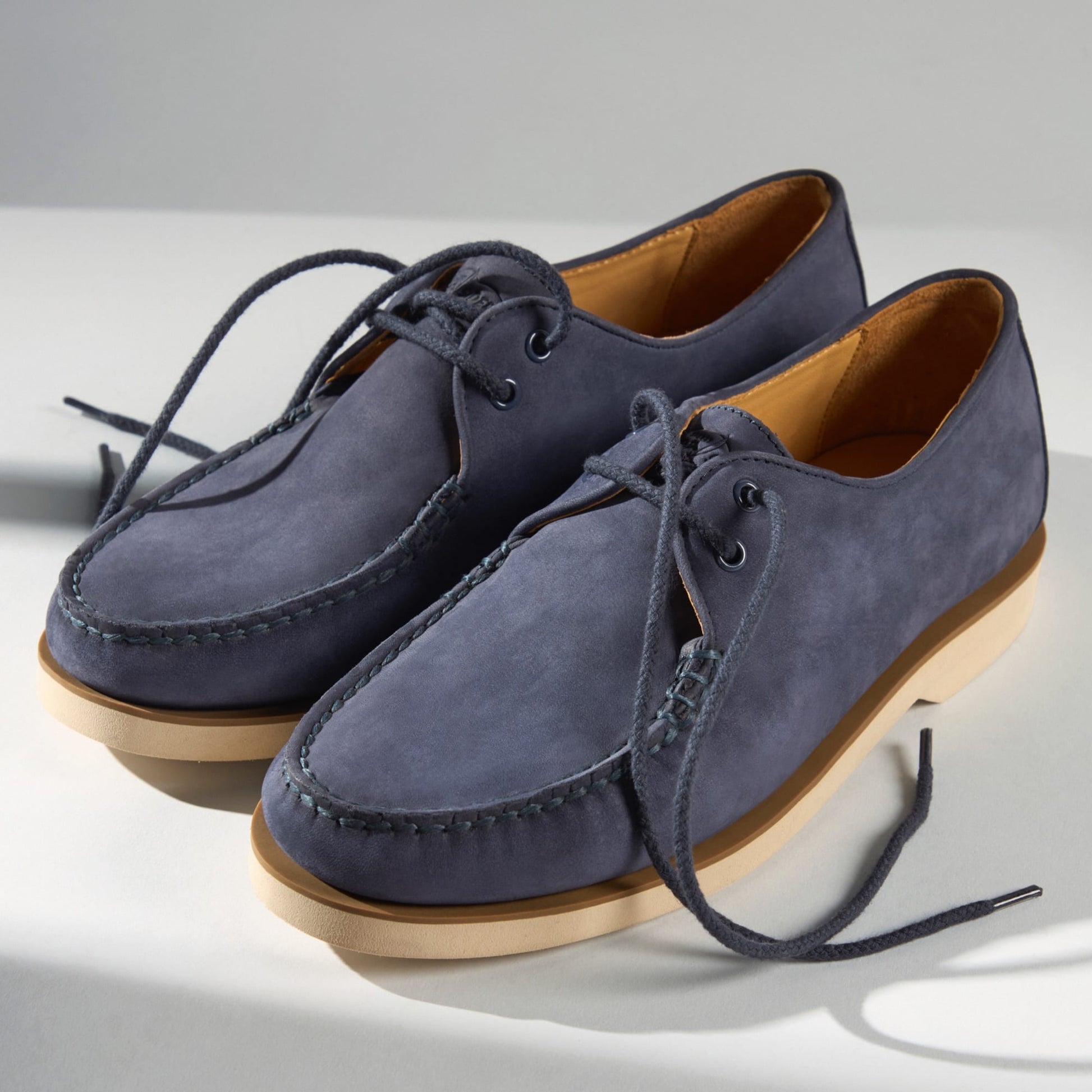 Product media for Captain's Oxford