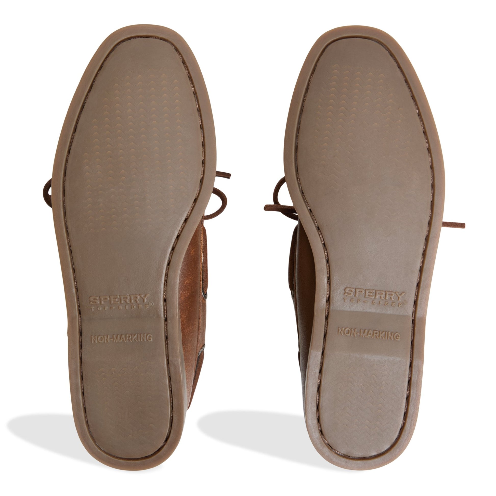 Support produit pour Chaussure bateau Sperry x Aritzia Authentic Original™