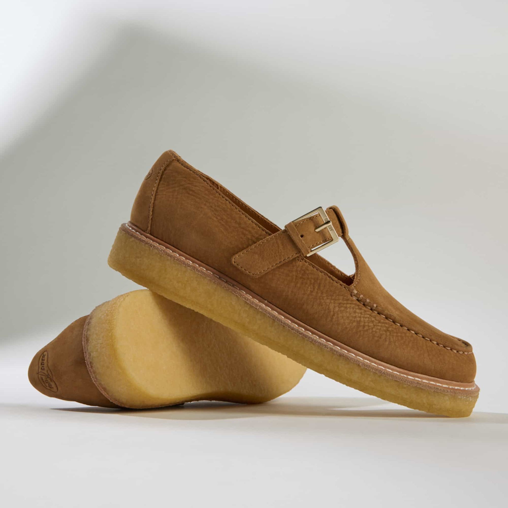 Product media for Captain's Oxford Mary Jane