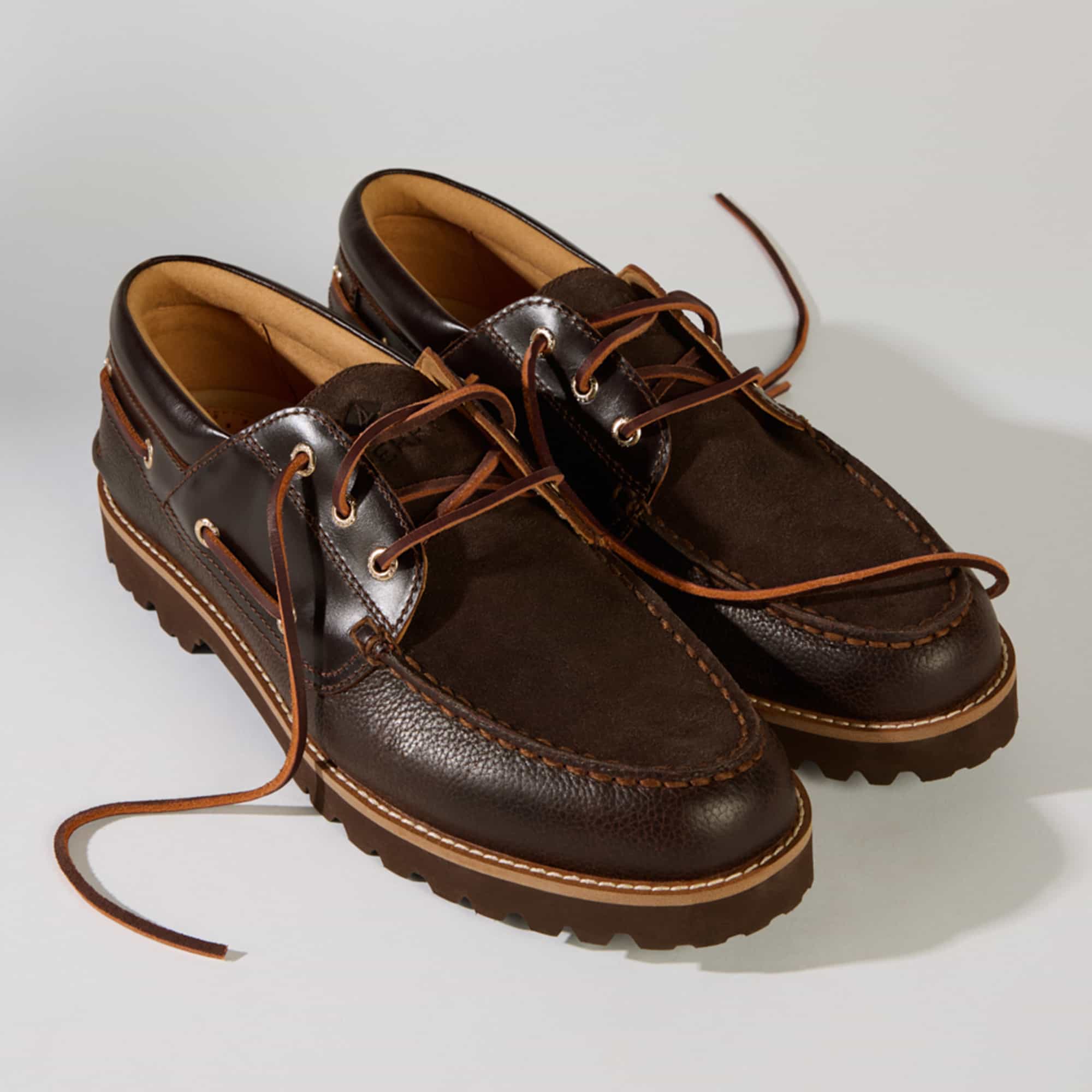 Newton 3 Eye Lug Boat Shoe Dark brown | Sperry