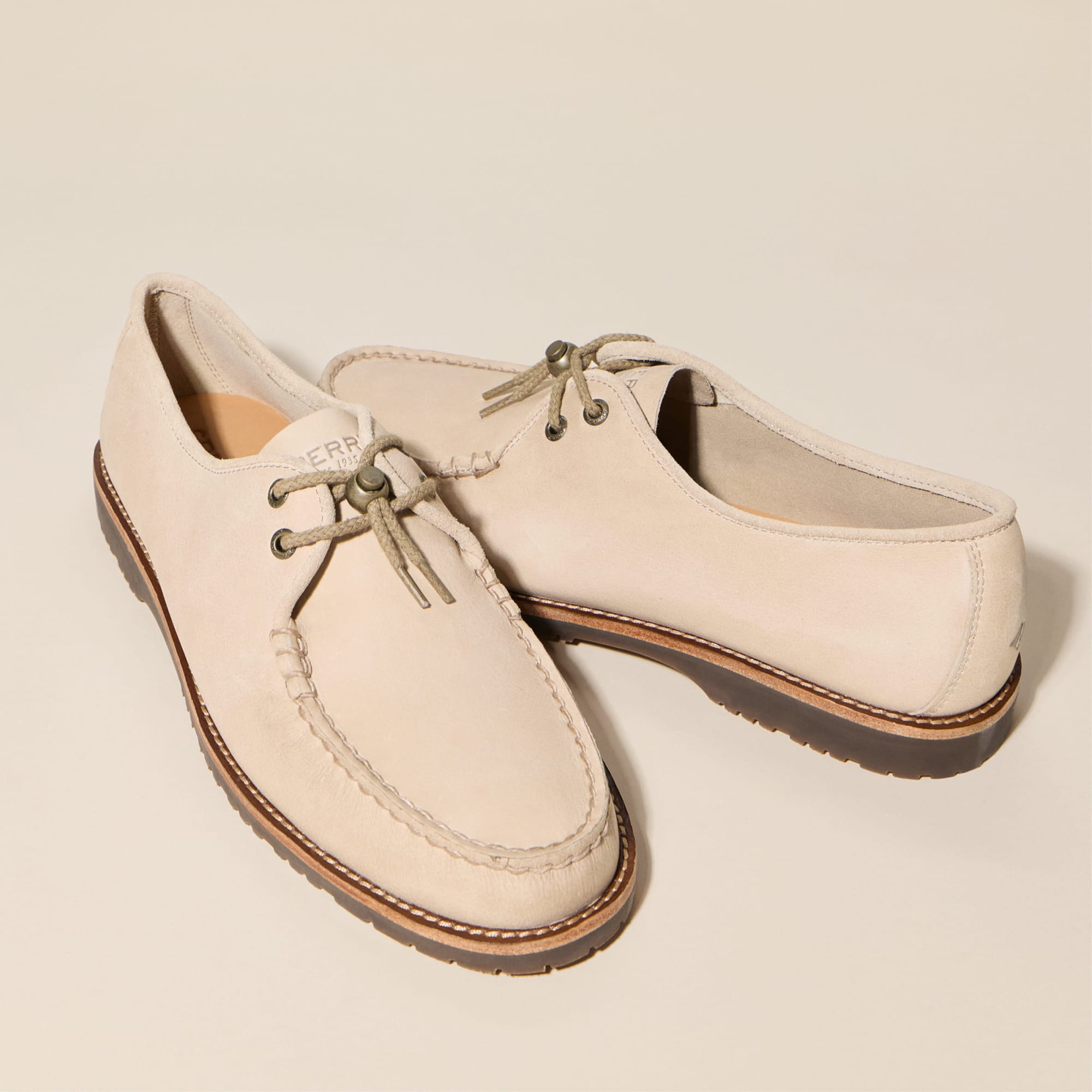 Authentic Original™ Mini Lug Captain's Oxford Light beige