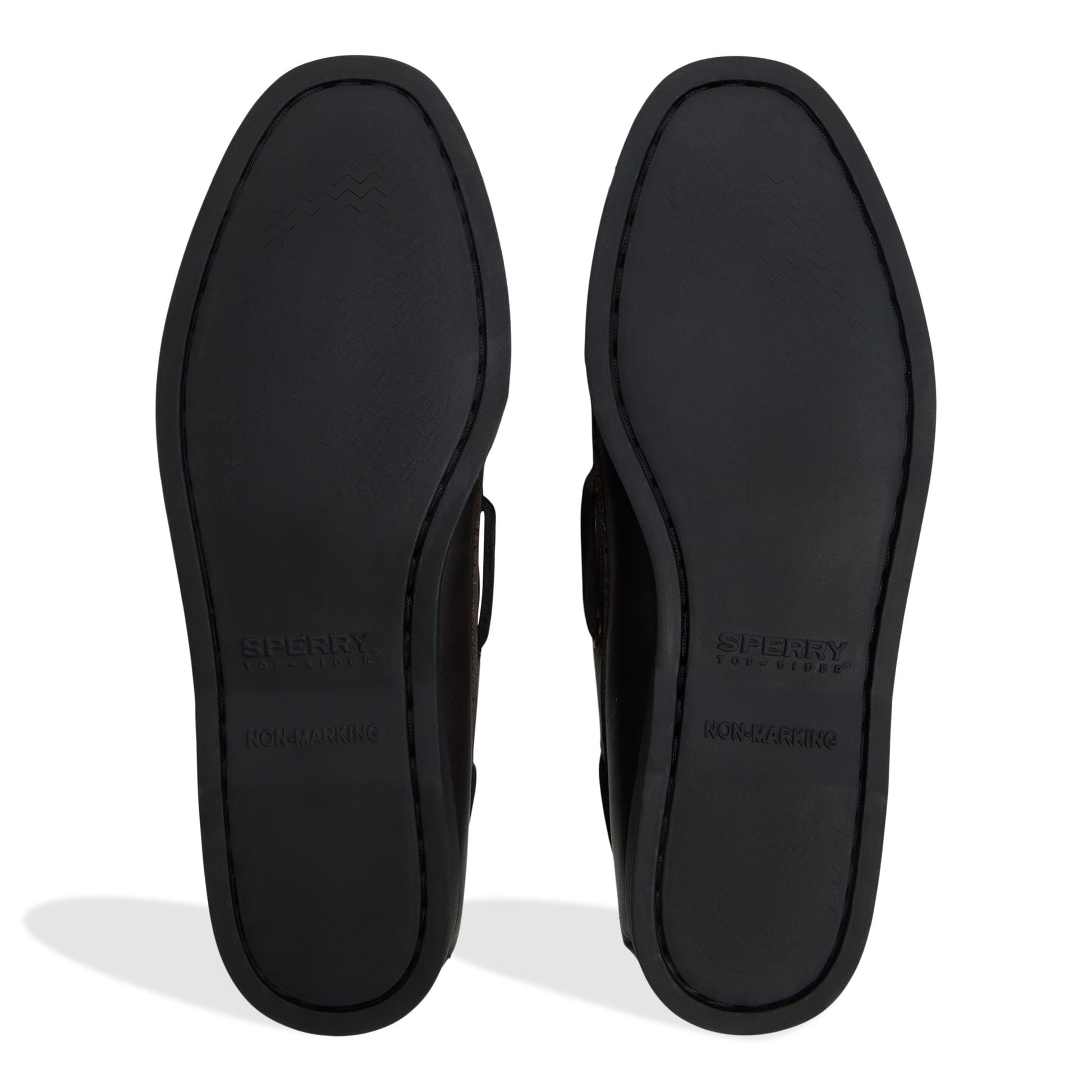 Close-up of the Black combo Sperry x Aritzia Authentic Original™ 2-Eye Boat Shoe Boat Shoe