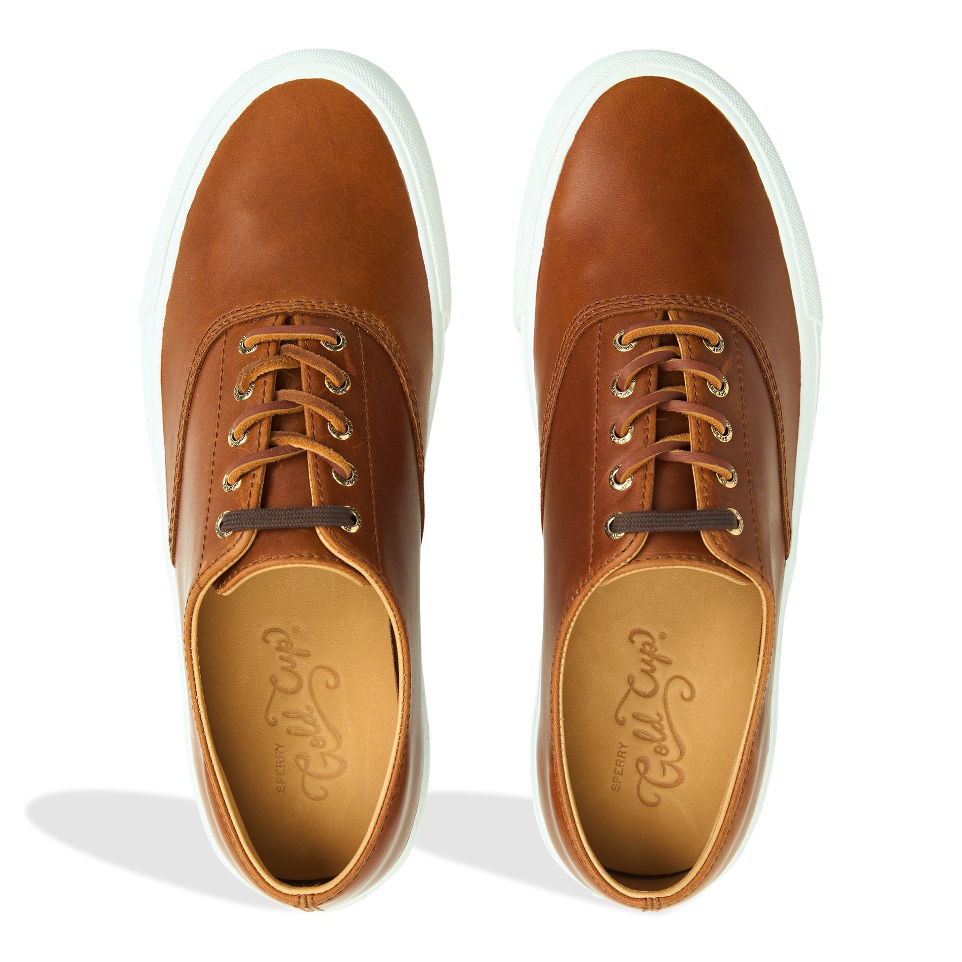 Support produit pour Baskets Gold Cup™ CVO