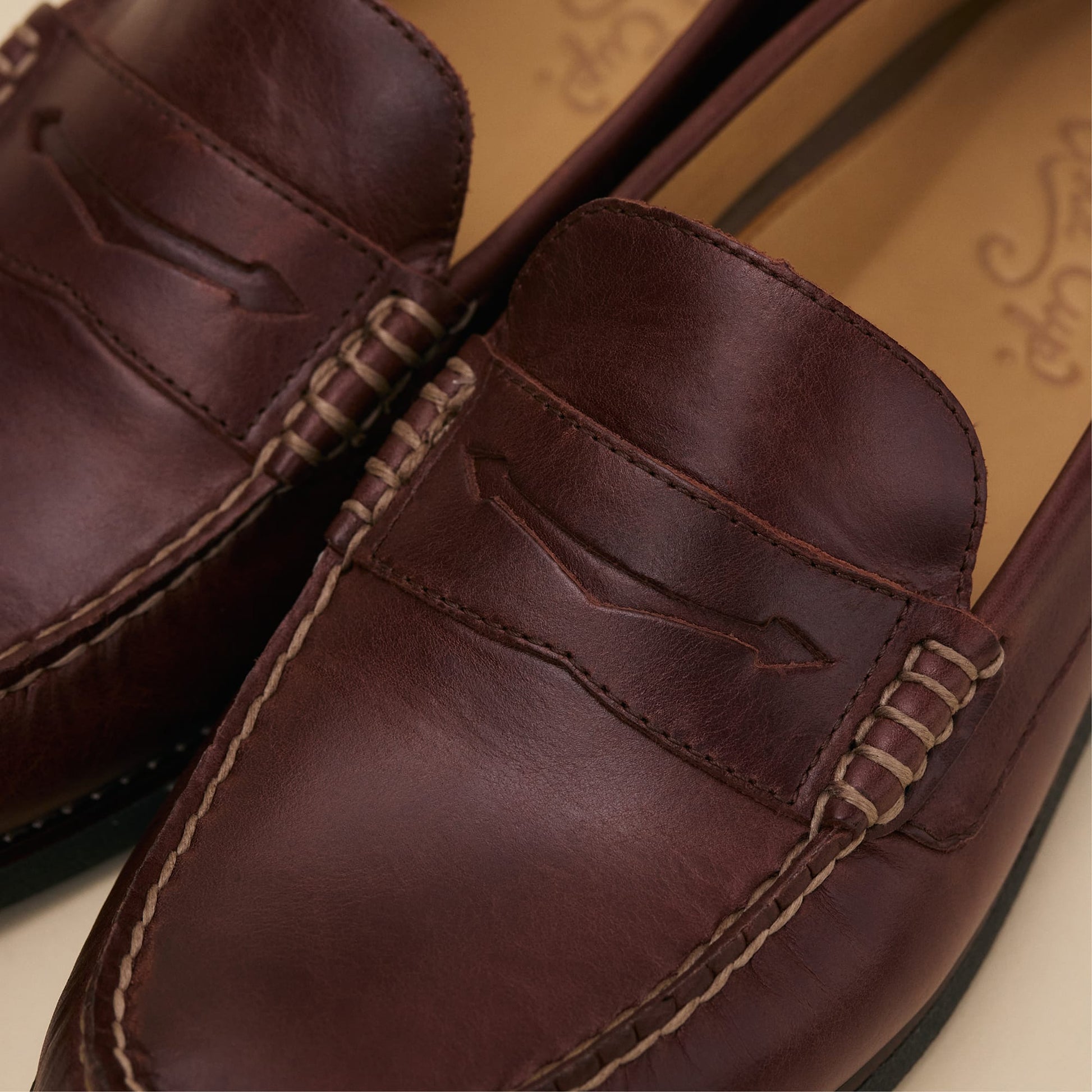 Support produit pour Gold Cup™ Cambridge Mocassin Penny