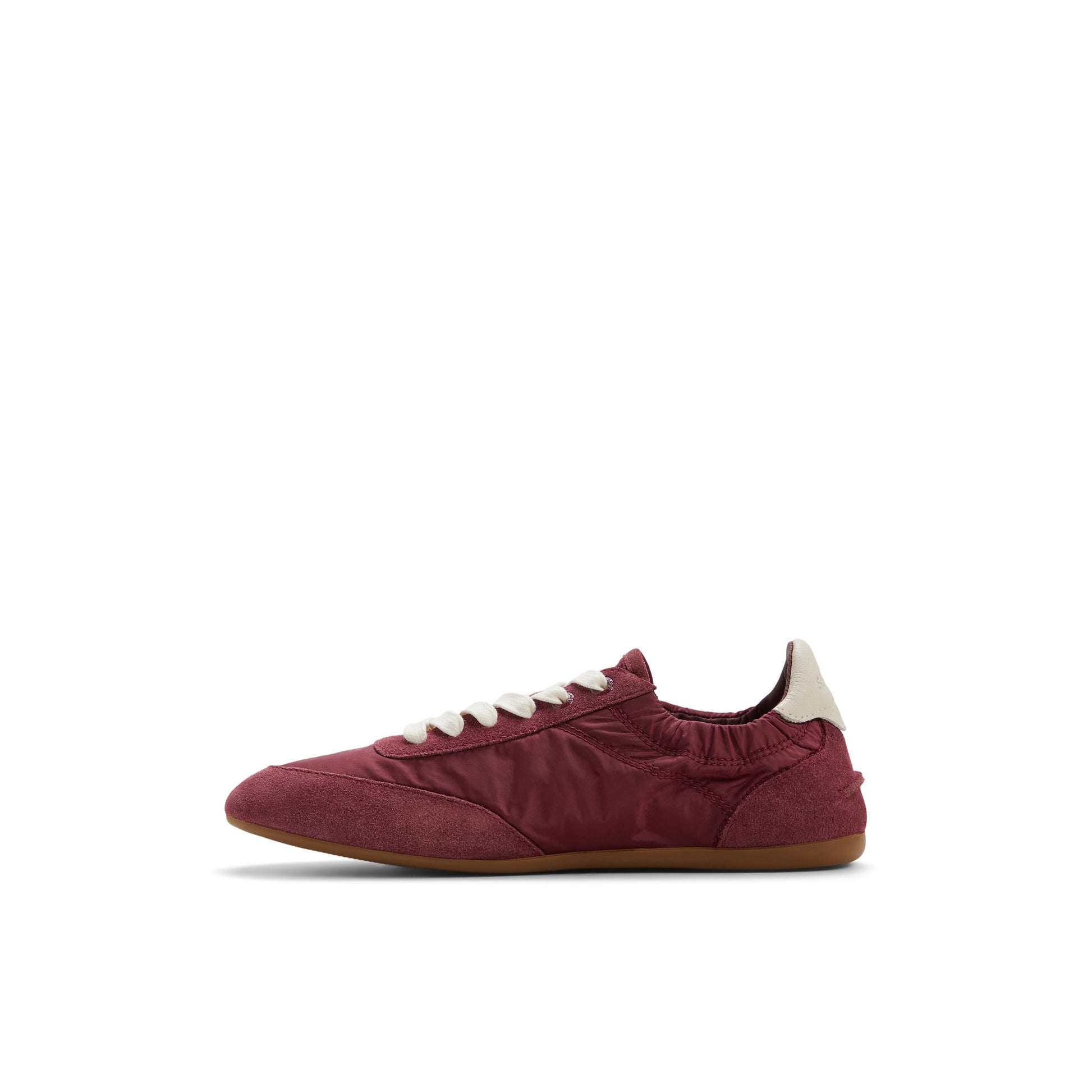 Three-quarter angle of Bordo Slim Jogger Sneaker Low Top Sneakers's back side