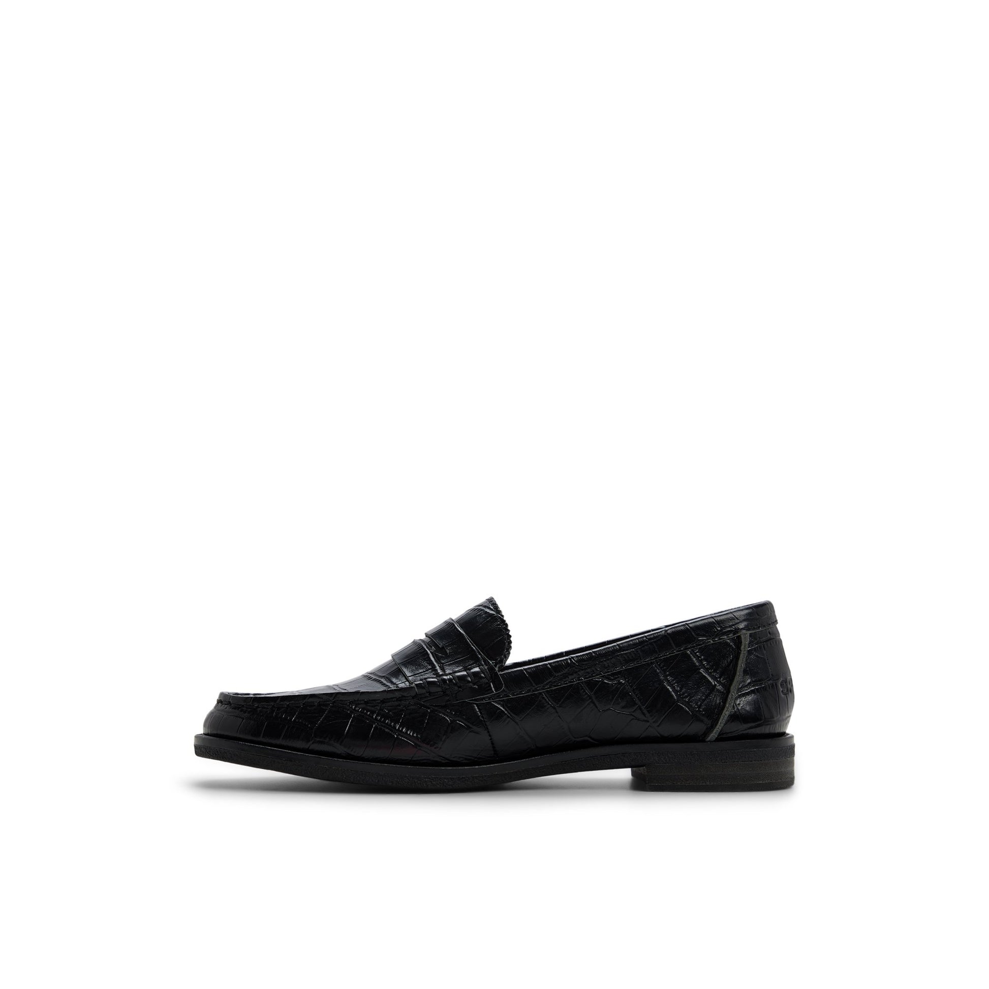 Three-quarter angle of Black Seaport Penny Loafer Penny Loafer's back side